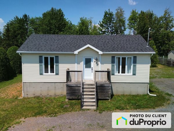 943 rang Saint-Flavien Est, ND-Du-Mont-Carmel for sale
