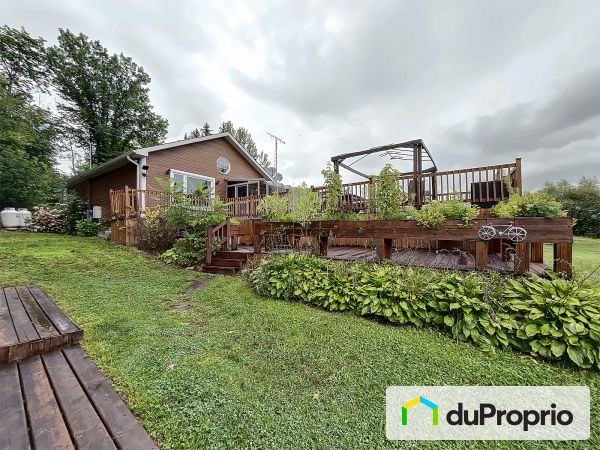 1004 chemin De la traverse, Plaisance for sale