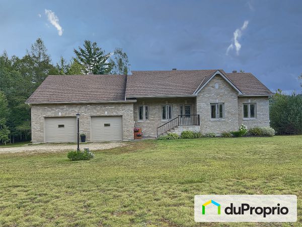 110 chemin de la Lièvre Nord, Bowman for sale