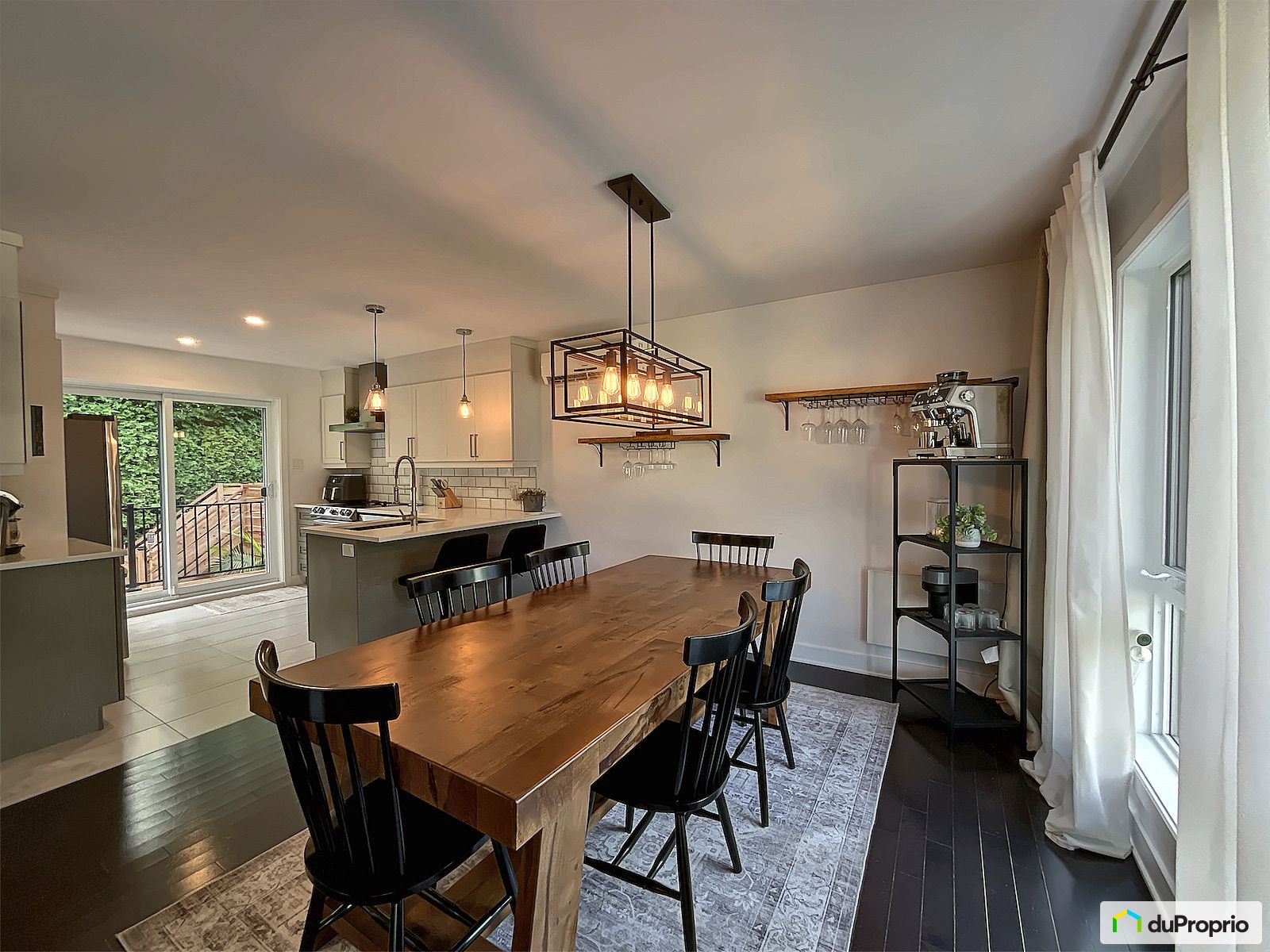 258 Rue Daniel S — photo 3
