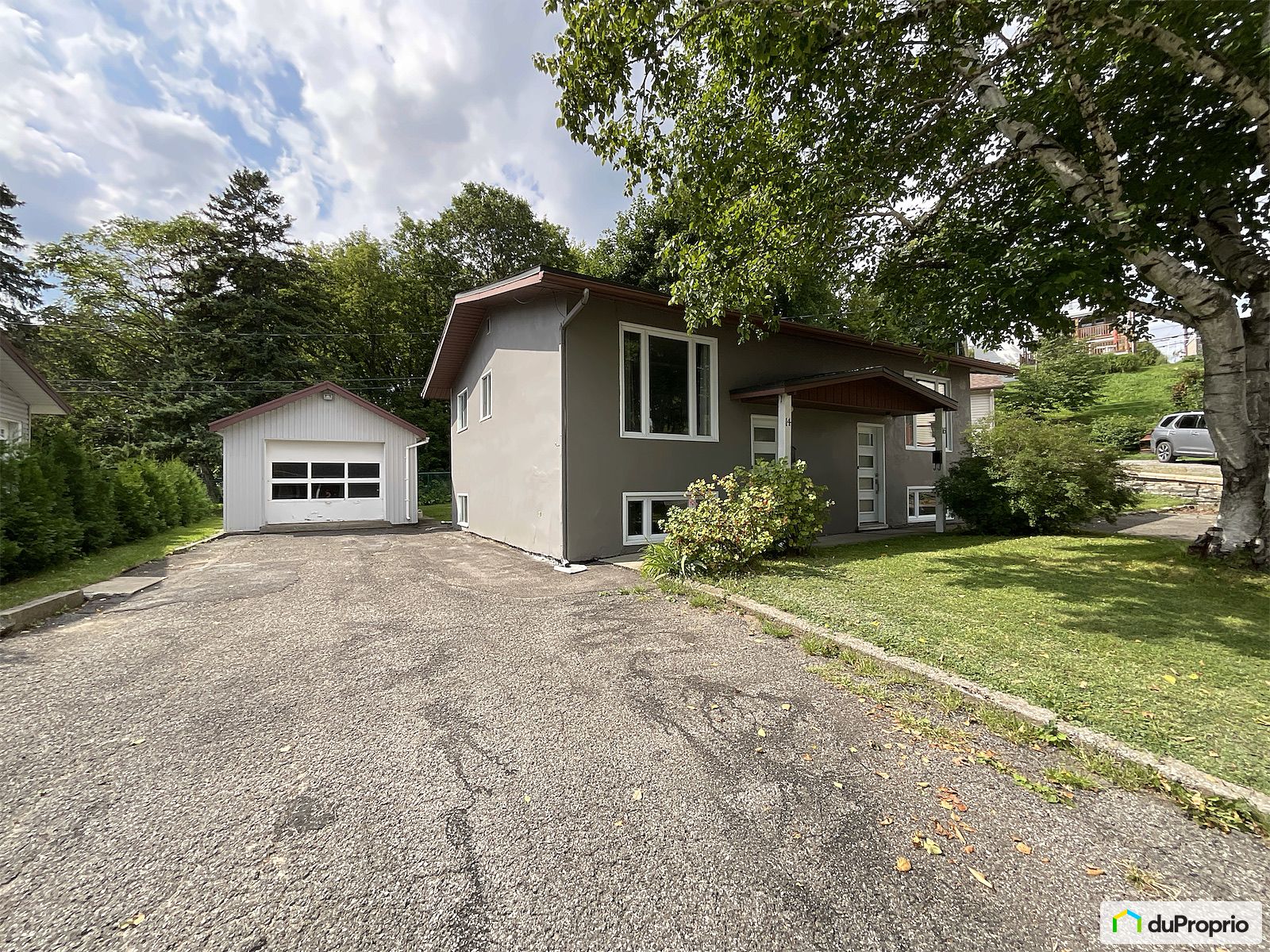 14 16 Rue Rejeanne — photo 1