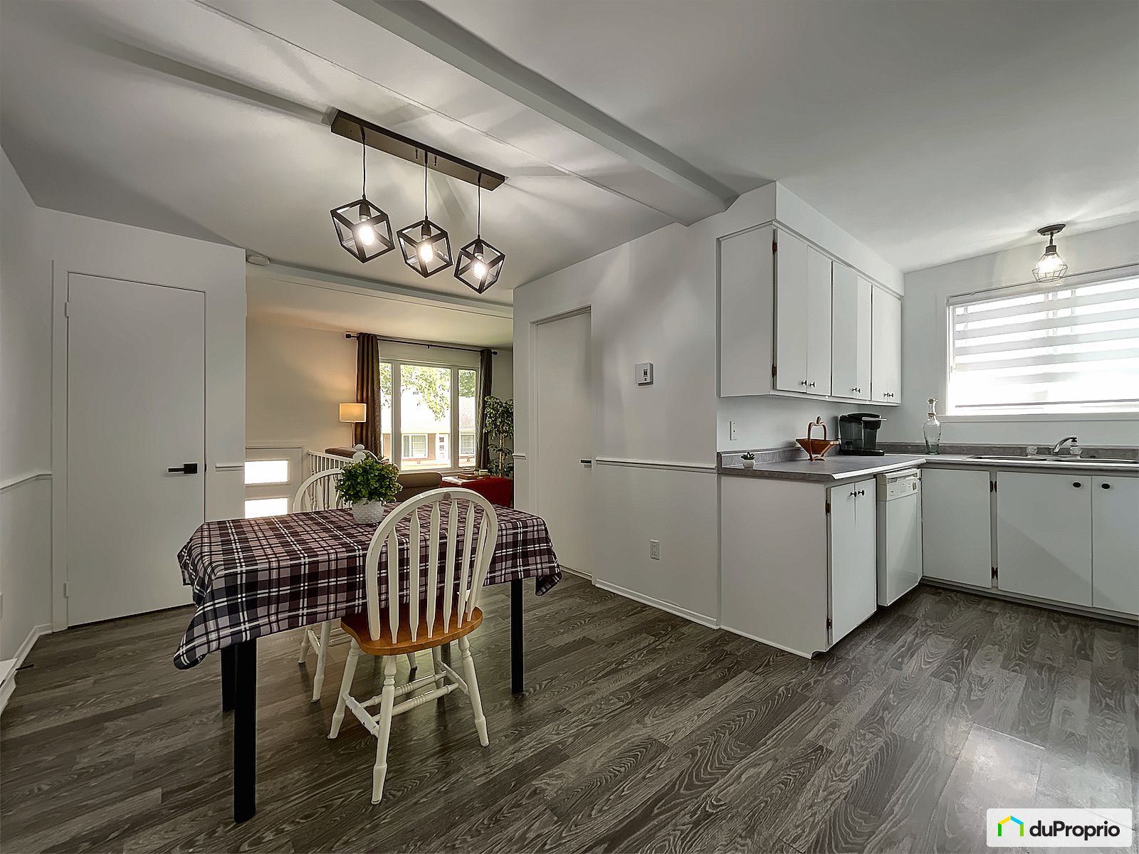 14 16 Rue Rejeanne — photo 3