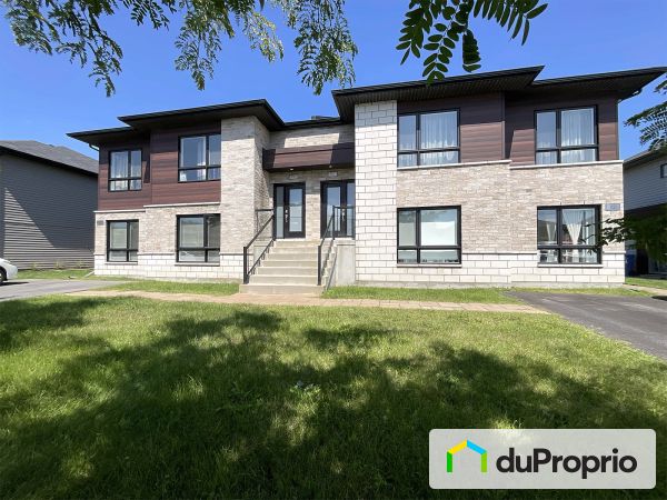 1723 rue Henri-Blaquière, Chambly for sale