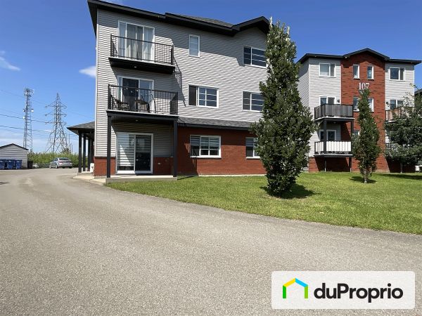 2-103 rue Naomie, St-Rémi for sale