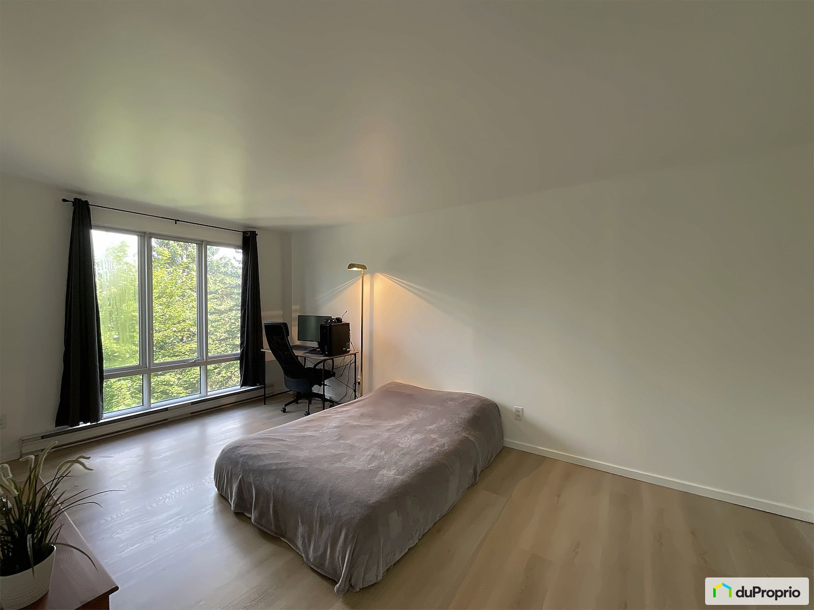 A4 925 Croissant Du Ruisseau — photo 2
