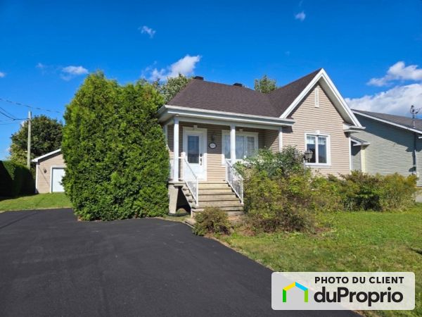 1055 rue de Canberra, Drummondville (Drummondville) for sale