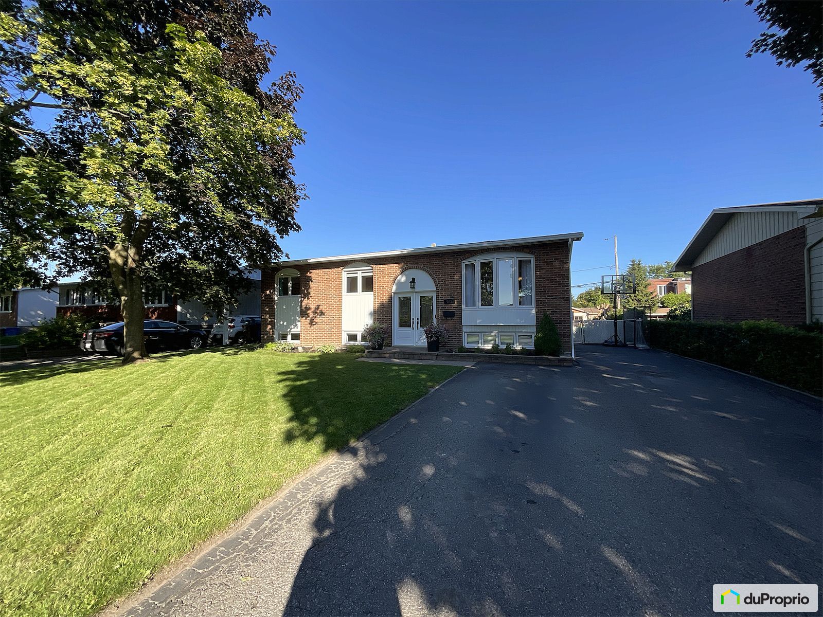 503 Rue Saint Paul — photo 3