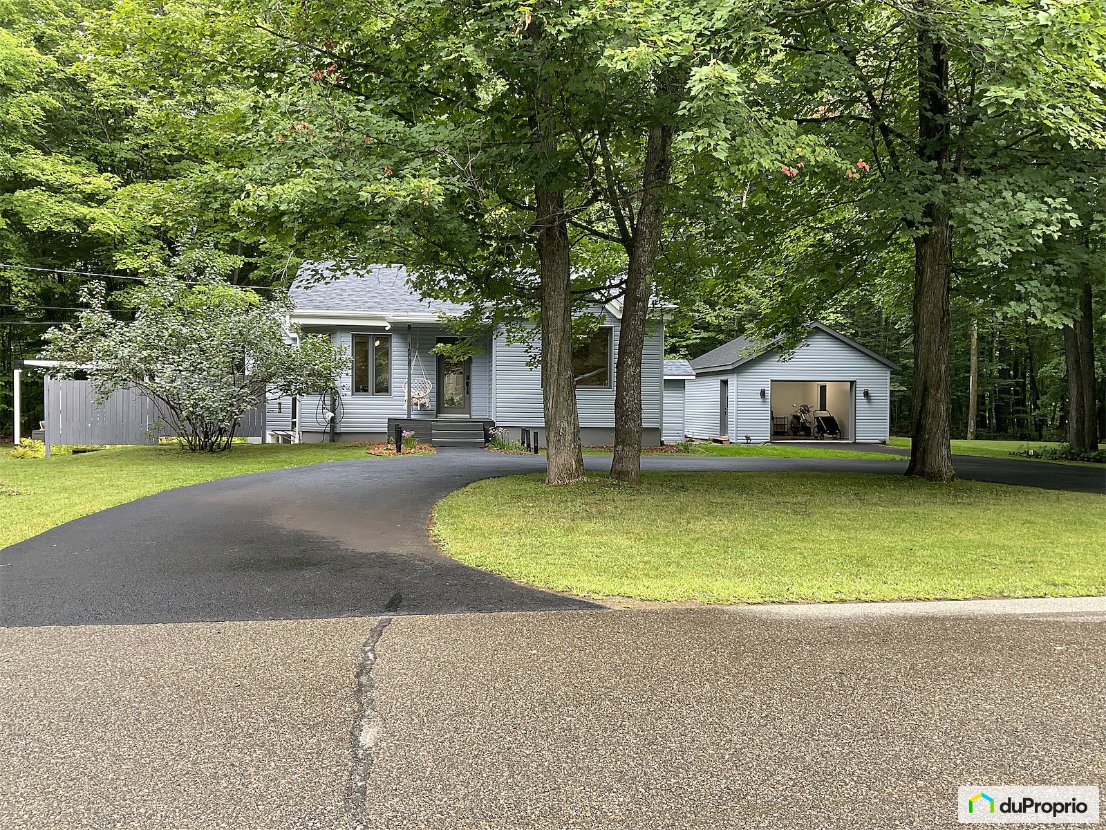 1608 Rue Rolland — photo 3