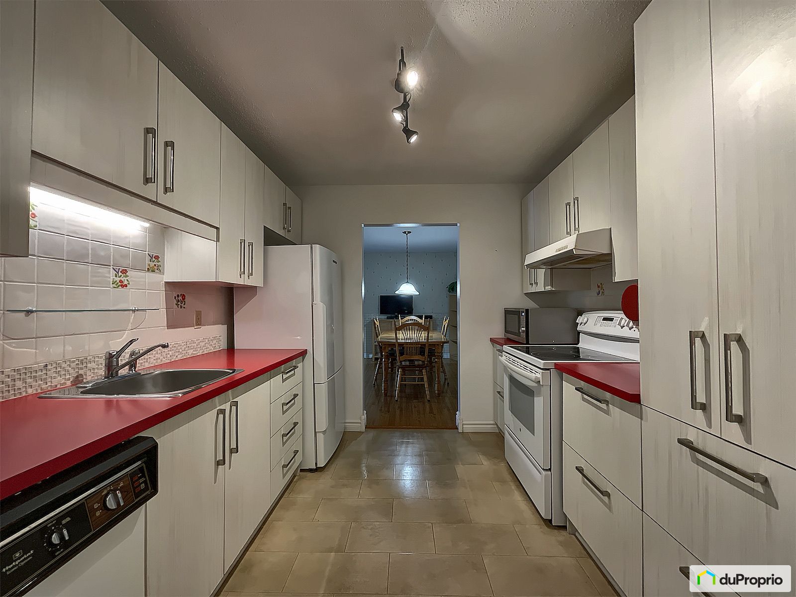 306 320 Rue Du Bord De Leau O — photo 3