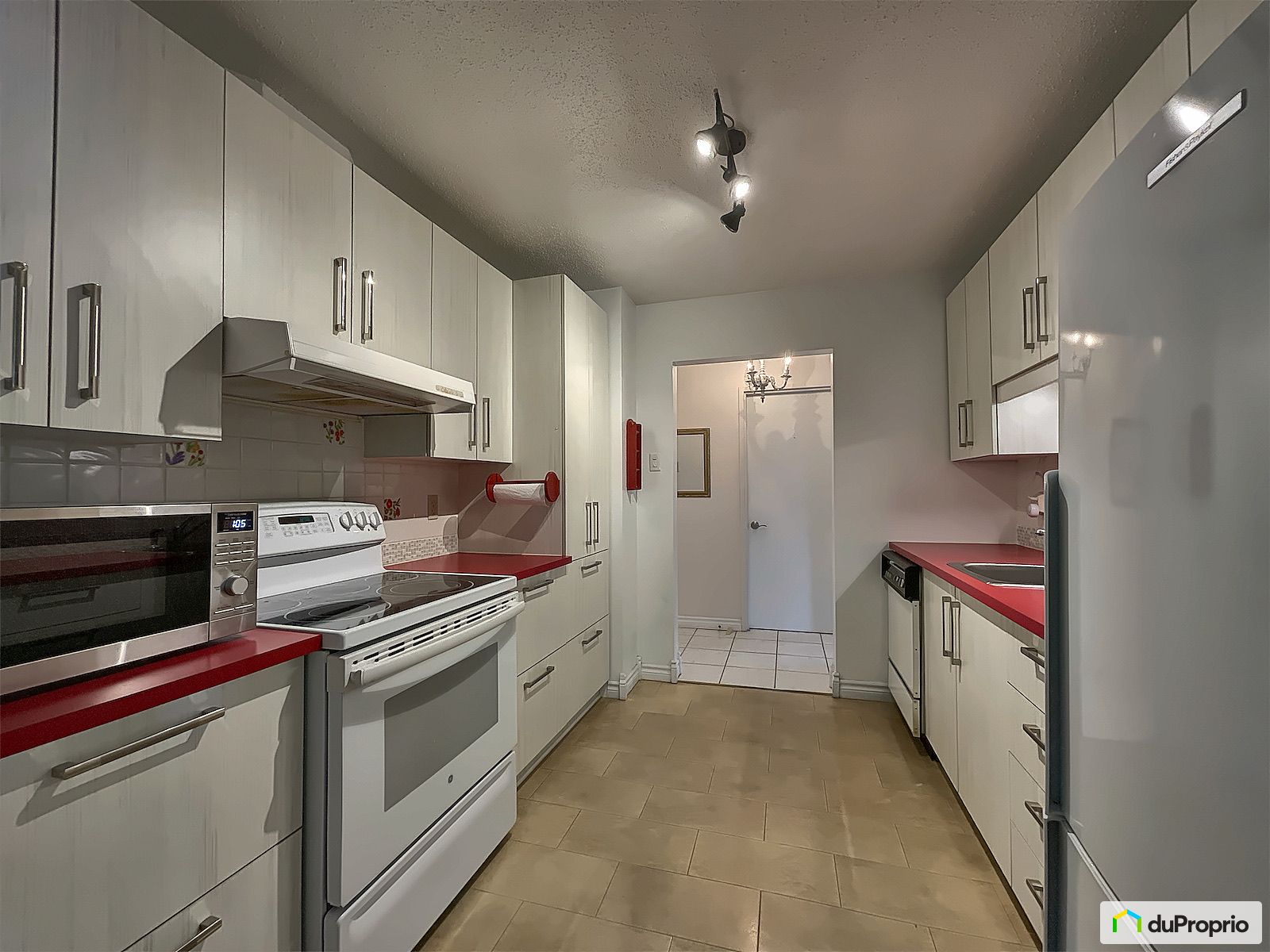 306 320 Rue Du Bord De Leau O — photo 2