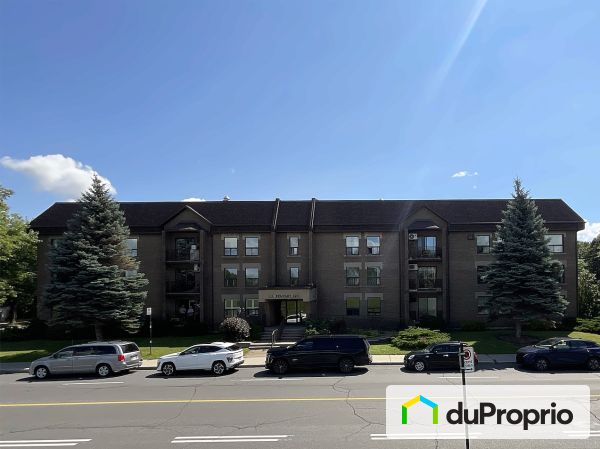 306-320, rue du Bord-de-l'Eau O, Longueuil (Vieux-Longueuil) à vendre