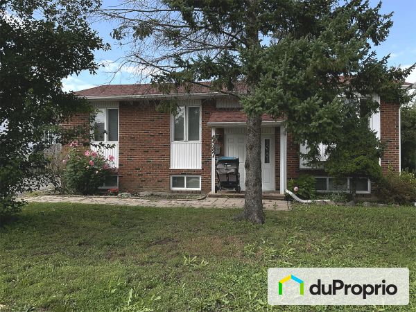 4587 rue Lake, Dollard-Des-Ormeaux for sale