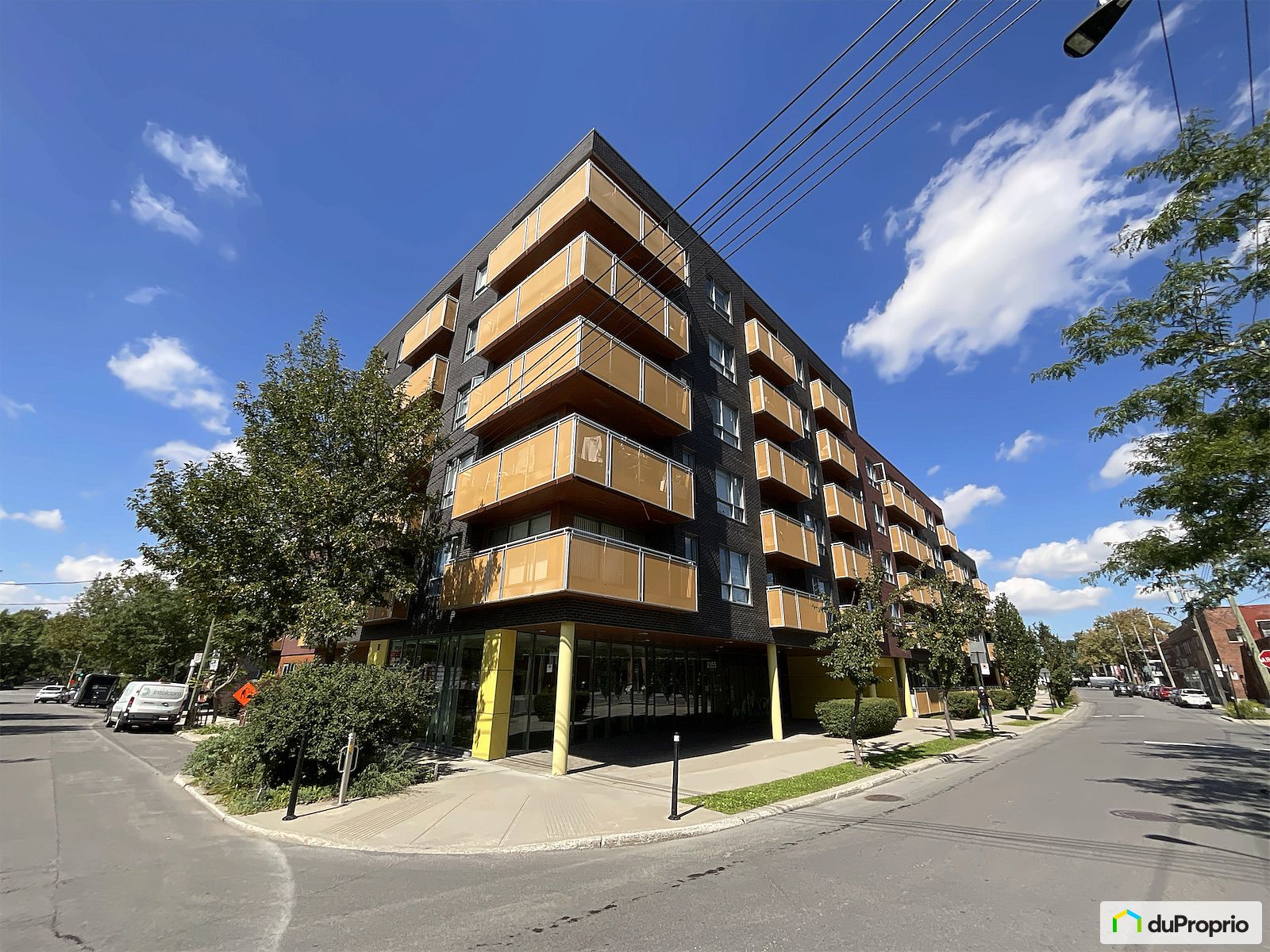 202 2365 Rue Des Carrieres — photo 3