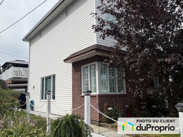 Summer Front - 222 rue Gagné, Rouyn-Noranda for sale