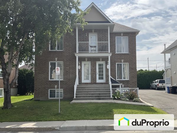 698 boulevard le Bourg-Neuf, Repentigny (Le Gardeur) for sale