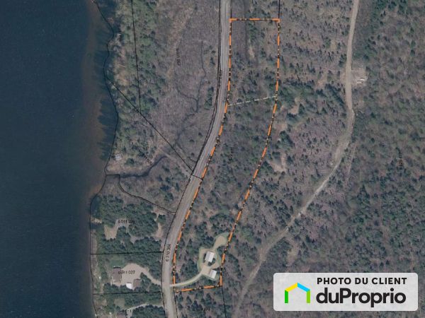 455 chemin des Rives du Cerf, Lac-Aux-Sables for sale