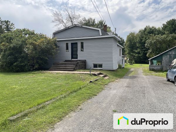 971, route 341, L'Épiphanie à vendre