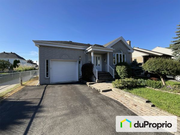 6343, rue Antoine-Manseau, Longueuil (St-Hubert) à vendre