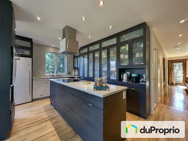 281, 67e avenue, Chomedey à vendre