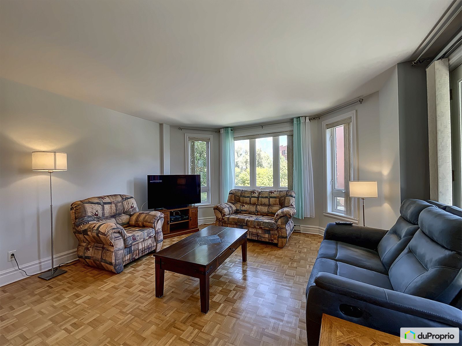 305 520 Boulevard De La Cote V — photo 3