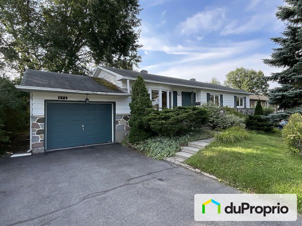 272 boulevard de Mortagne, Boucherville for sale