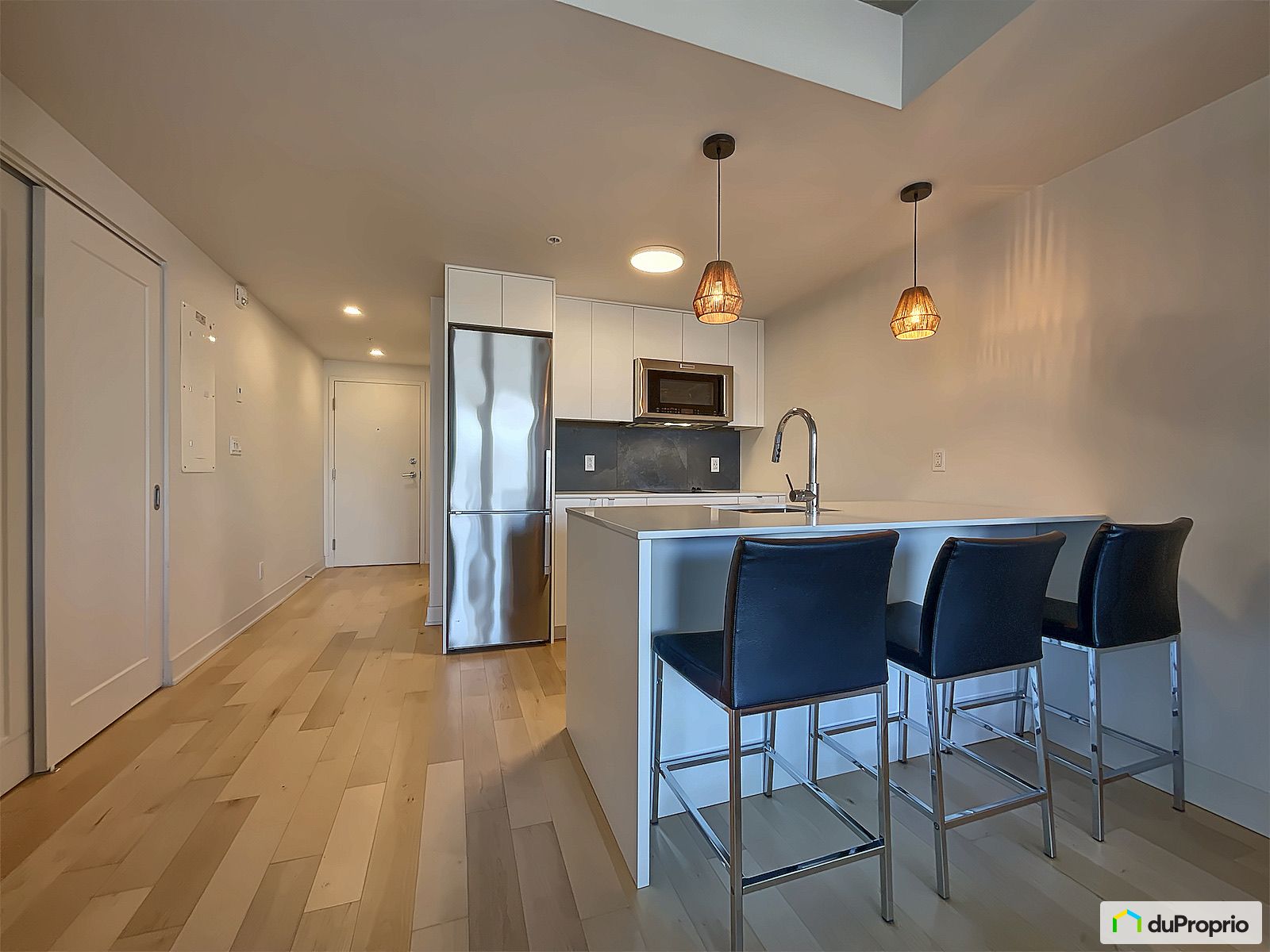 402 4820 4E Avenue — photo 3