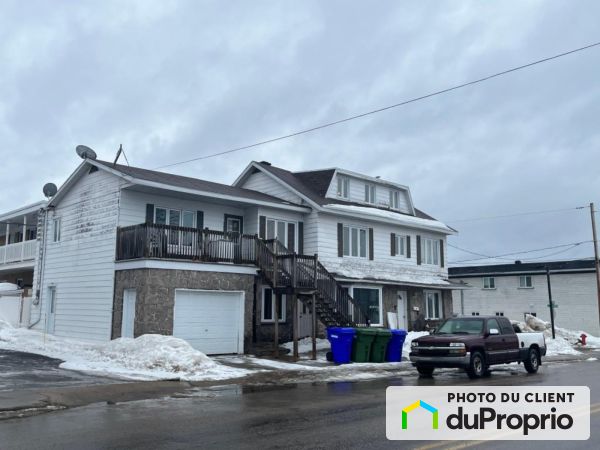 413-413A-415A-415B, rue Saint-Francois, La Tuque à vendre