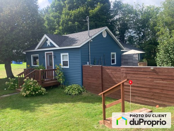 Vue côté - 2173 Route 303, Ladysmith à vendre