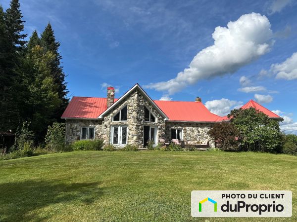 52 route Verchère, Chartierville for sale