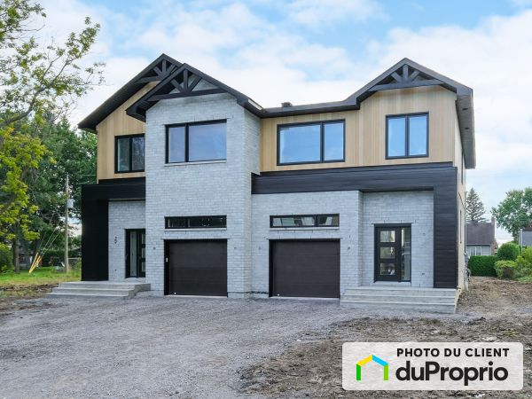 32-34, rue Marcoux, St-Basile-Le-Grand à vendre