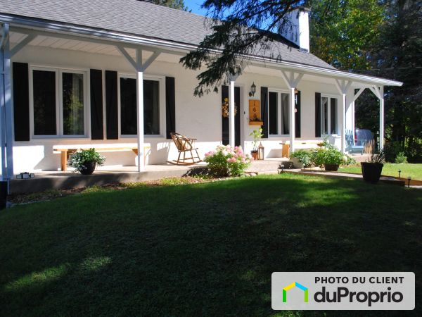 160 rue des Prés, Mont-Tremblant (St-Jovite) for sale