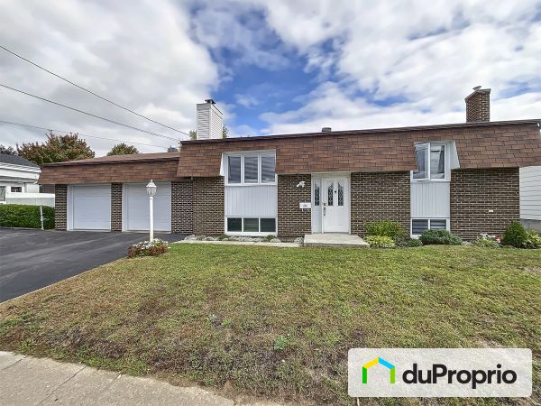 690 rue Saint-Laurent, Trois-Rivières (Cap-De-La-Madeleine) for sale