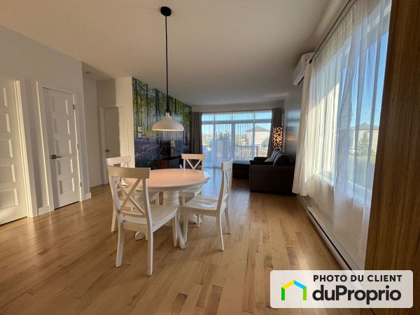 5, rue Charles-Powell, Bromont à vendre
