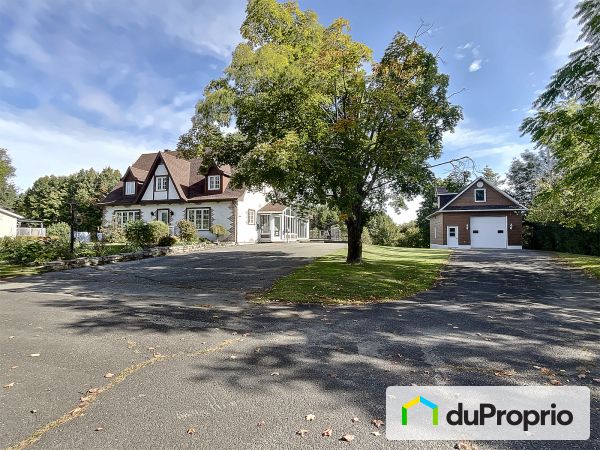 53 rue du Lac, St-Anselme for sale