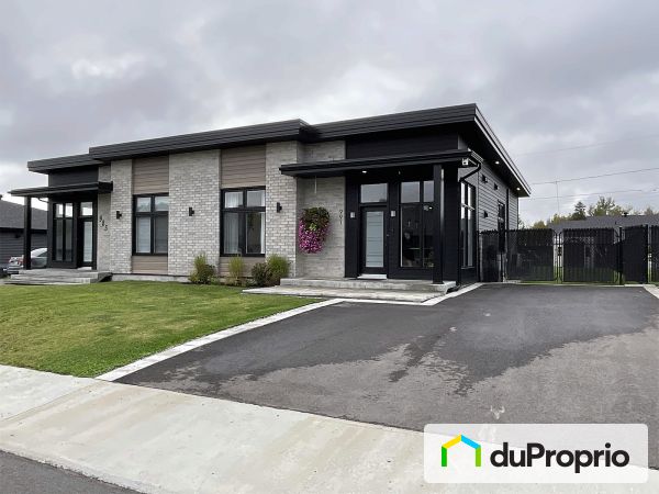 991, rue Delisle, Chicoutimi (Chicoutimi-Nord) à vendre