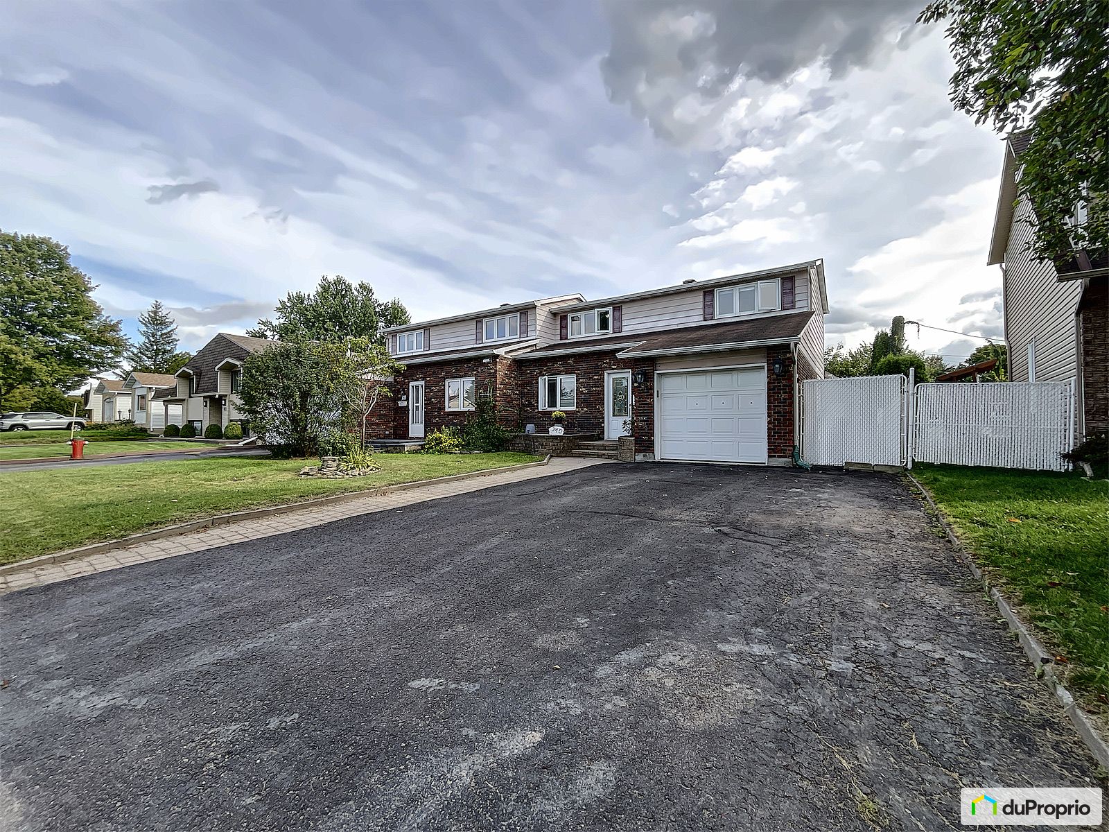 740 Rue R H Lalonde — photo 2