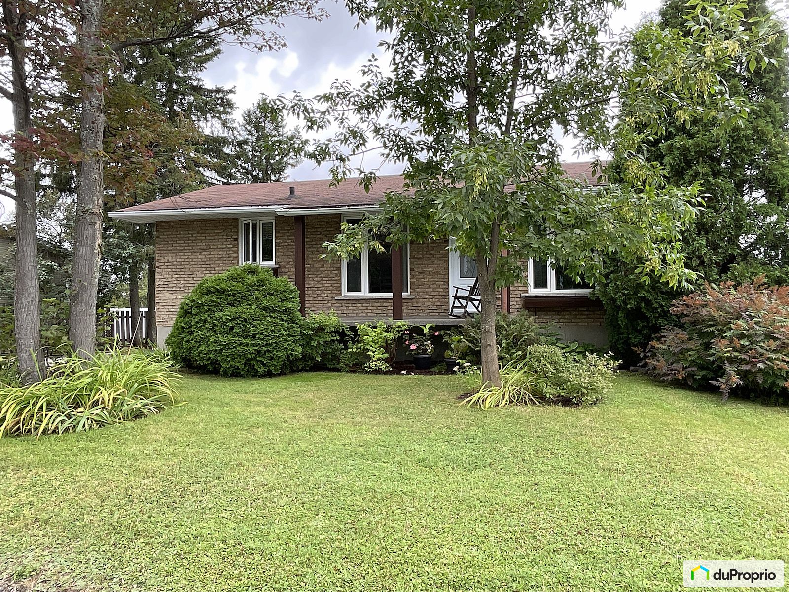 640 Avenue Jourdan — photo 1