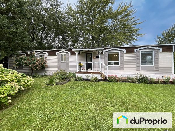 216 2e avenue, Shefford for sale