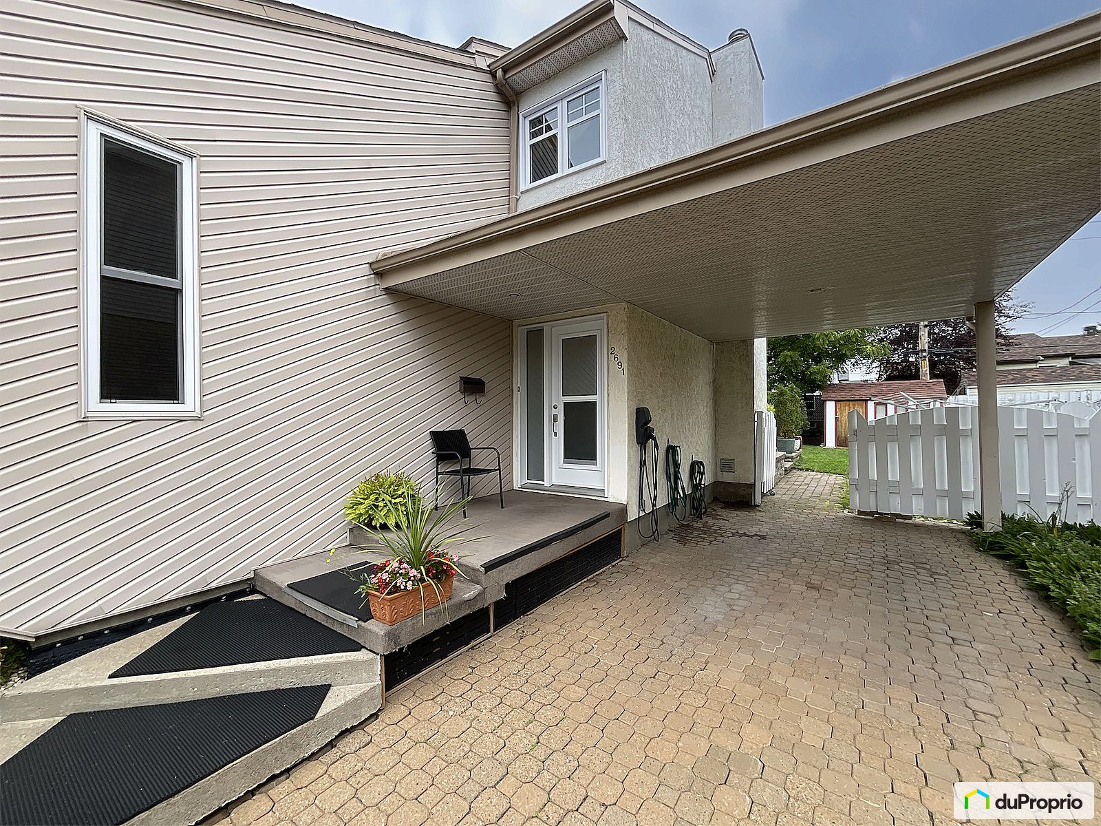 2691 Rue Asselin — photo 3