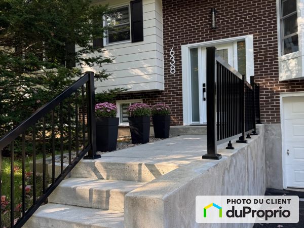 638 rue Parkview, Otterburn Park for sale