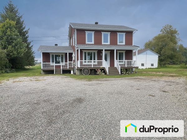 1614, 2e rang, Neuville à vendre