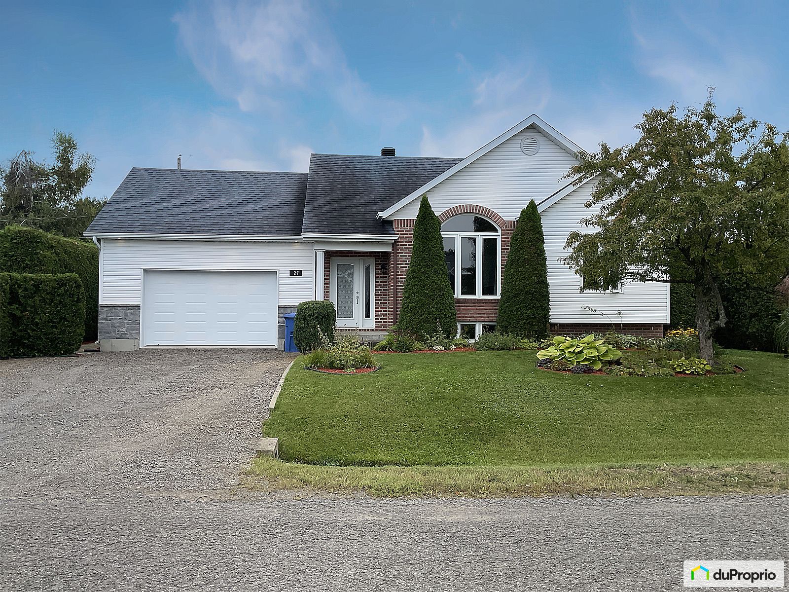 27 Rue Ozias Leduc — photo 1