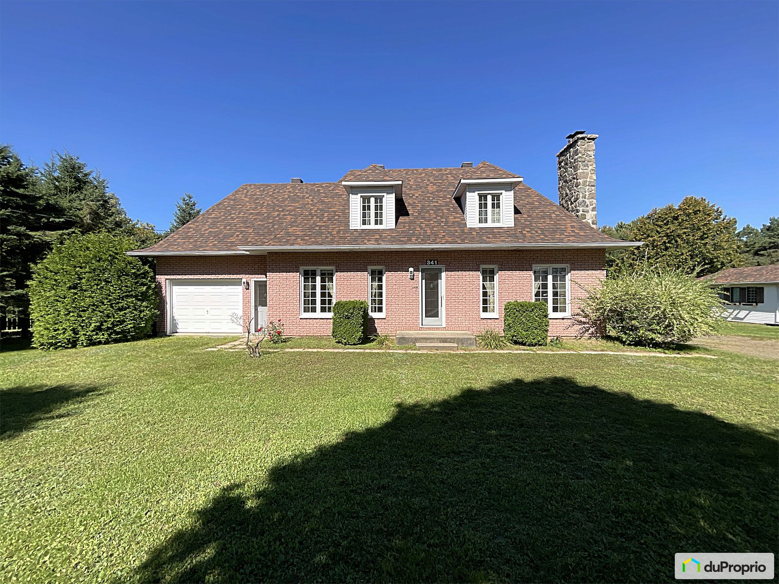 341 Rue Saint Edouard — photo 3