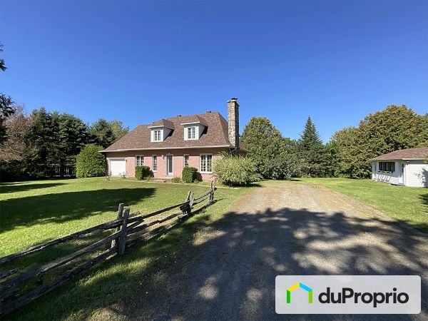 341, rue Saint-Édouard, Charette à vendre
