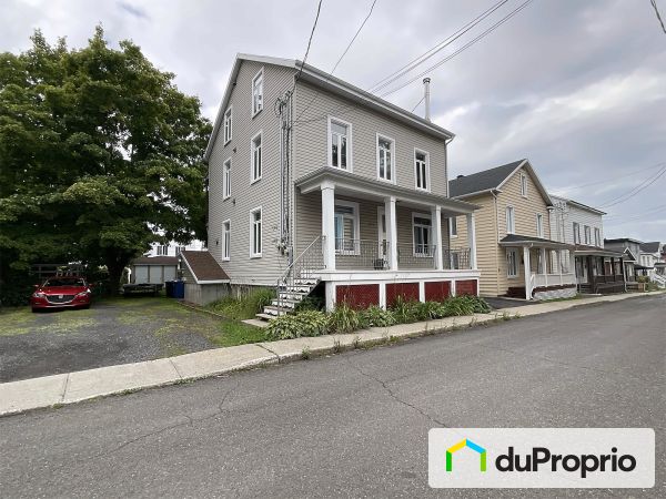 209-211-215, rue Joseph-Lagueux, Lévis à vendre