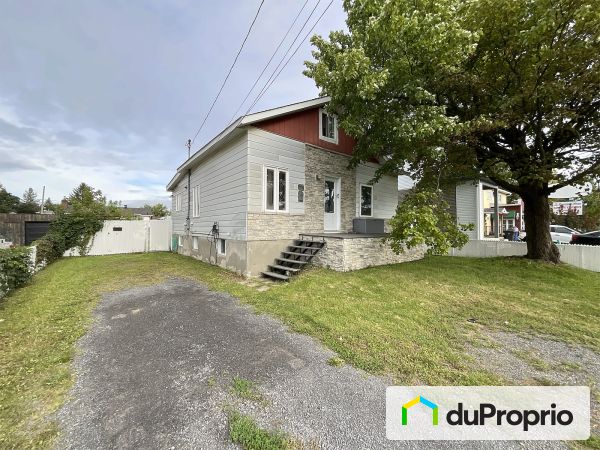 3590, boulevard Mountainview, Longueuil (St-Hubert) à vendre