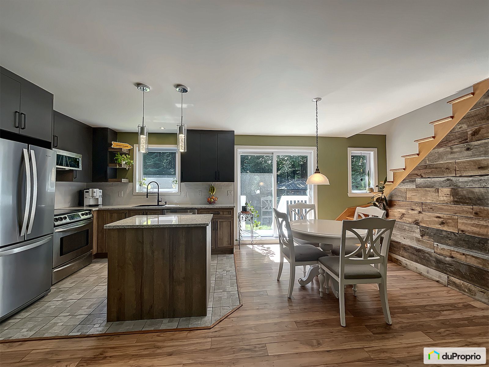351 Rue De Val Dor — photo 2