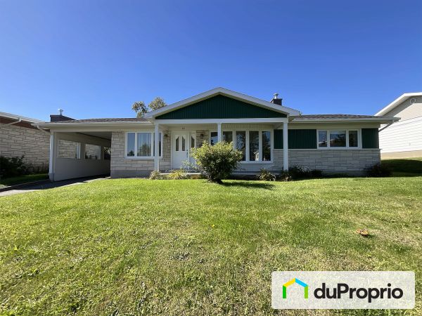 22 rue Duc-de-Guise, Beauport for sale