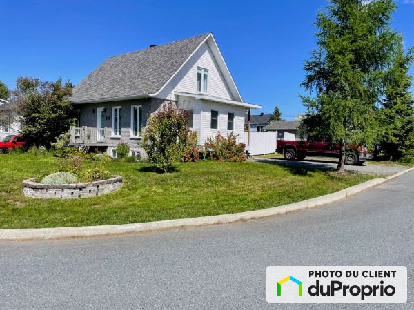 16, rue Des Campanules, Rouyn-Noranda (Granada) à vendre