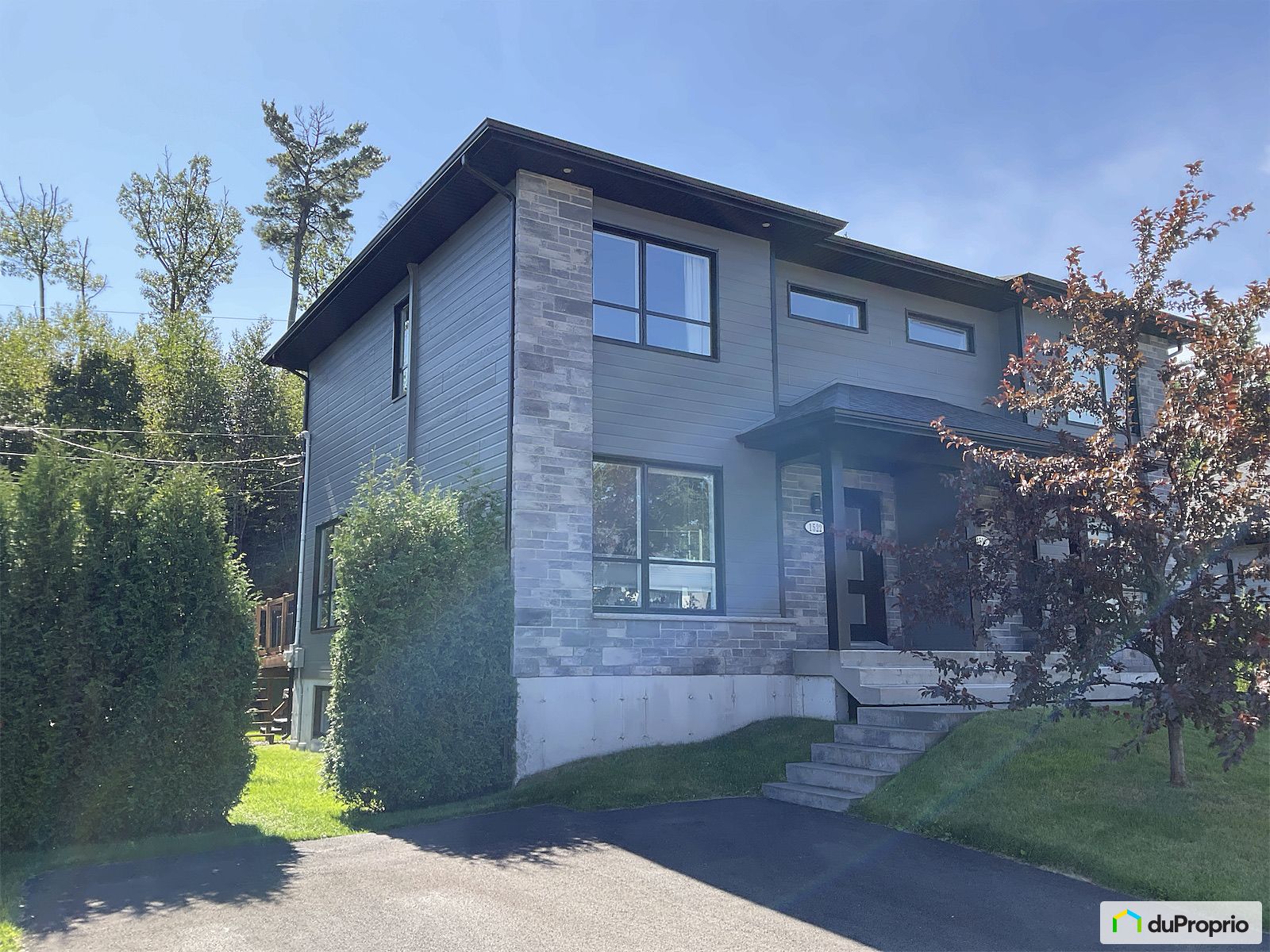1522 Rue De La Crete — photo 1